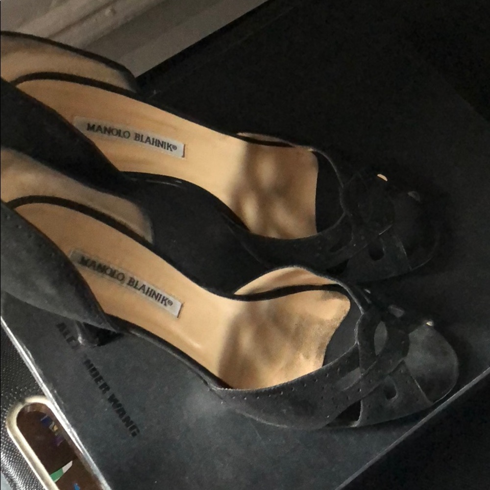 Shoes - Picture 4 of 5